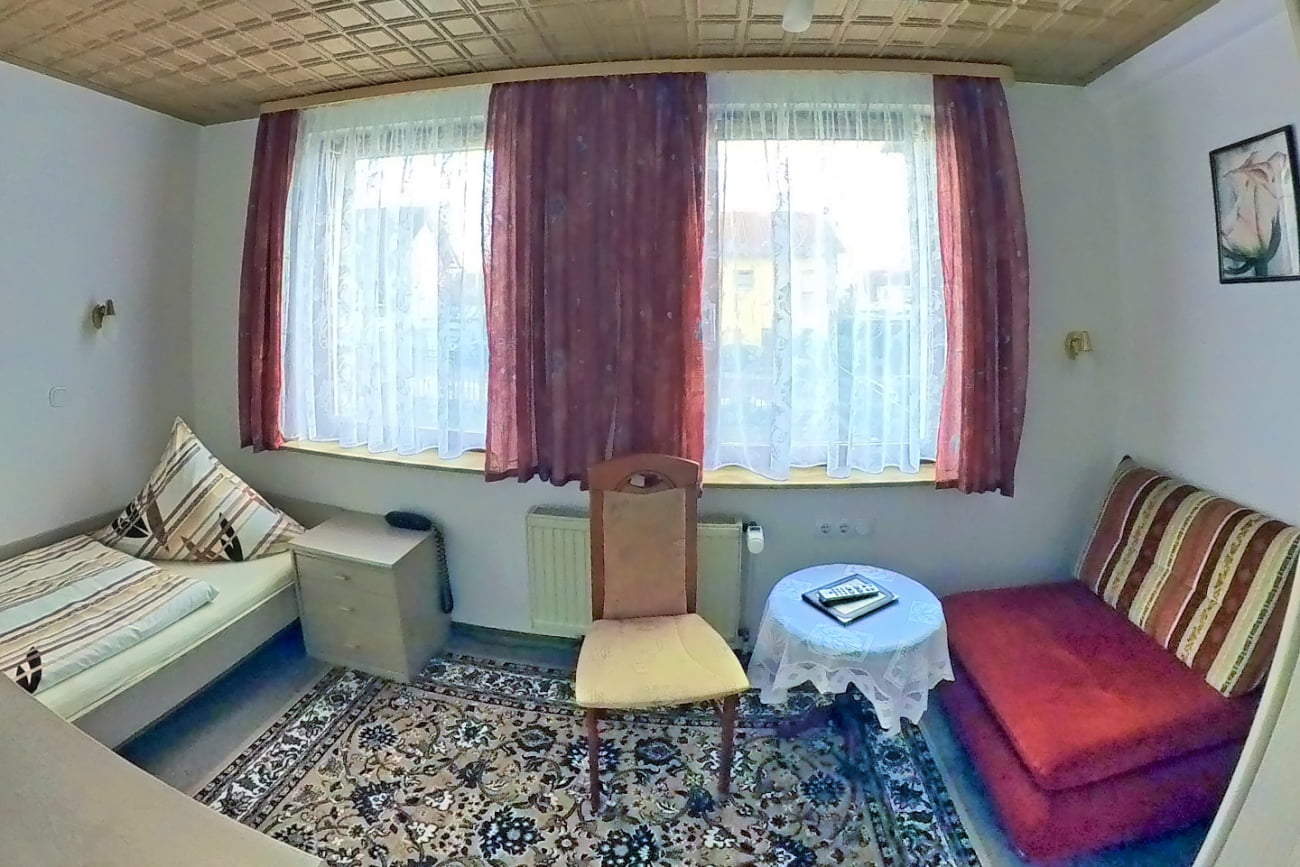Einzelzimmer2